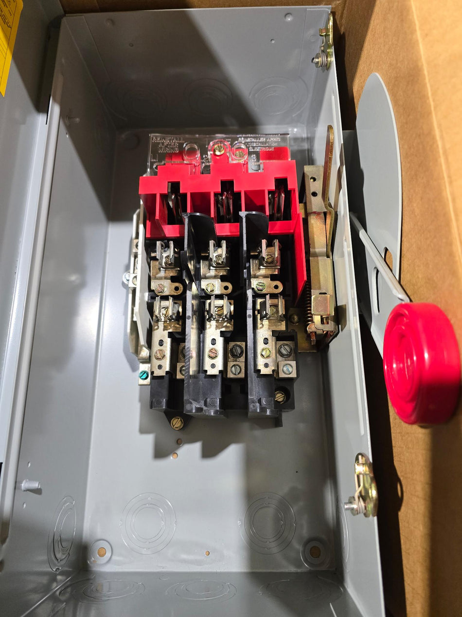 Cutler Hammer 1HD321N Heavy Duty Fusible Safety Switch 30 Amp 240 V