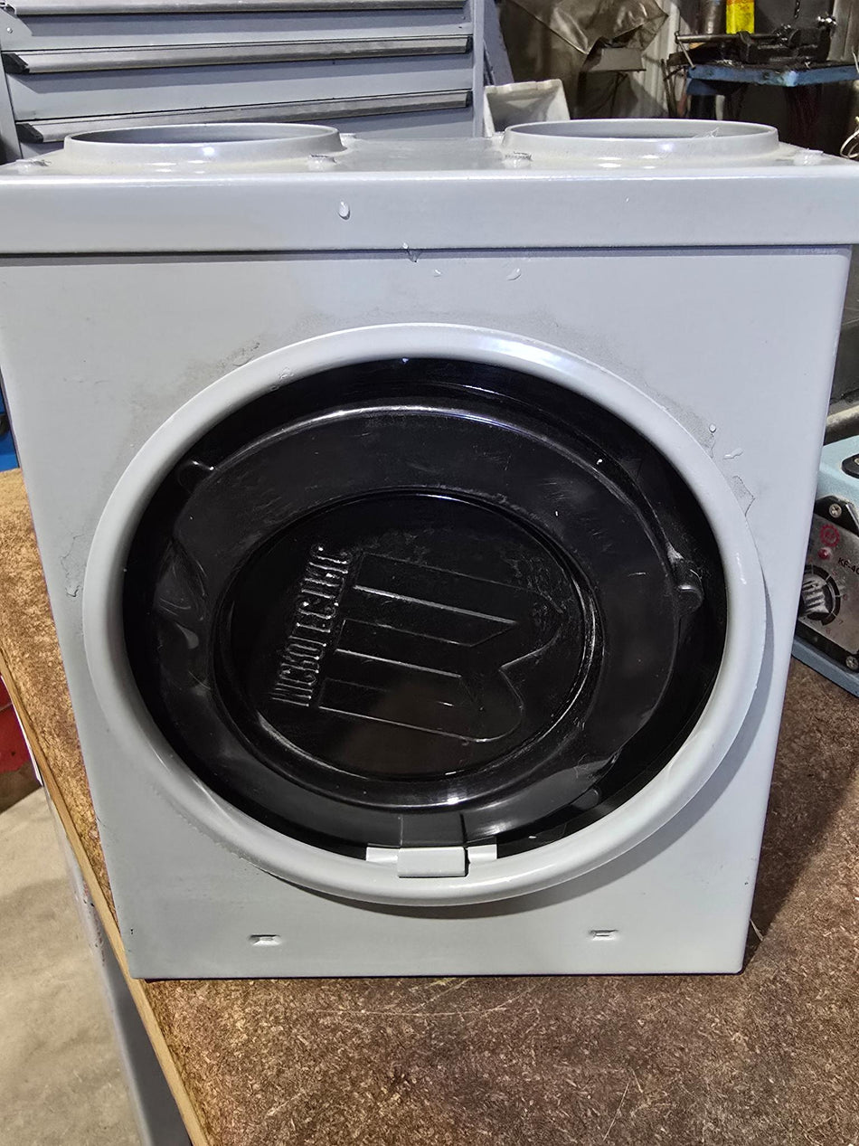 THOMAS & BETTS Microlectric BA33-1 1/4V Single Position Meter Socket 100 A MAX-600 V TYPE 3R