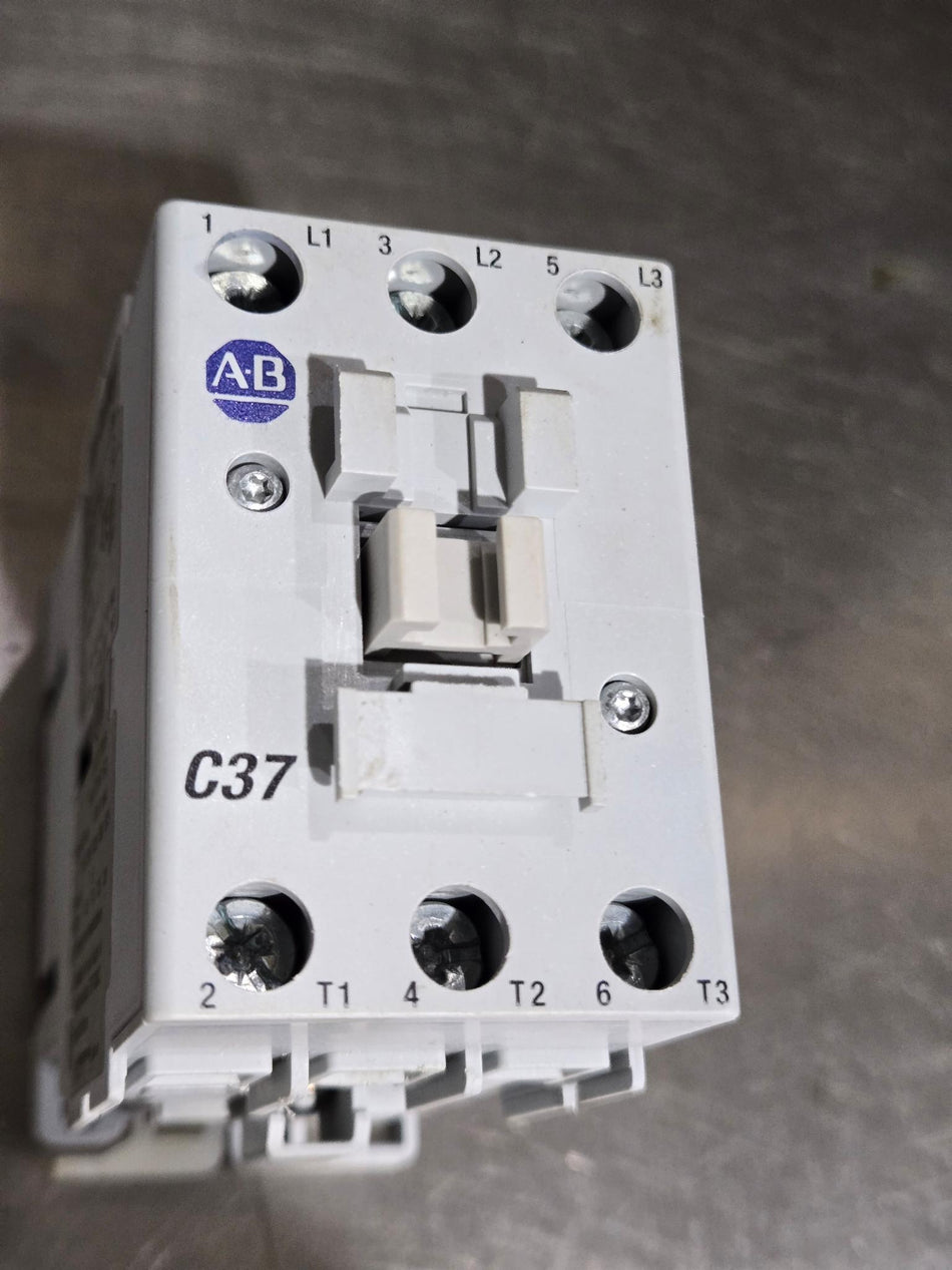 Allen Bradley 100-C37*00 Contactor - USED