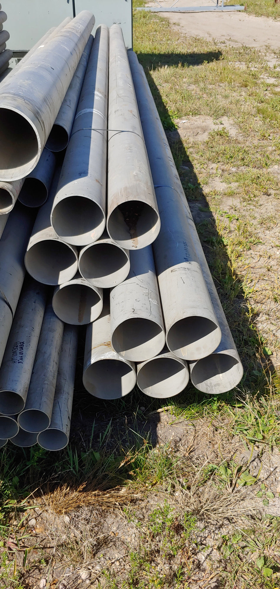 New 6" Schedule 10 Stainless Steel 304L Pipe in 20 ft lengths