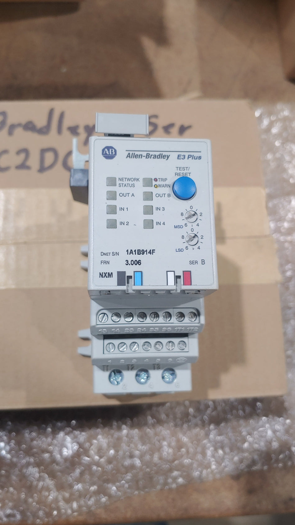 Allen Bradley E3 Plus Overload Relay 592-EC2DC  SER:B   (Used)
