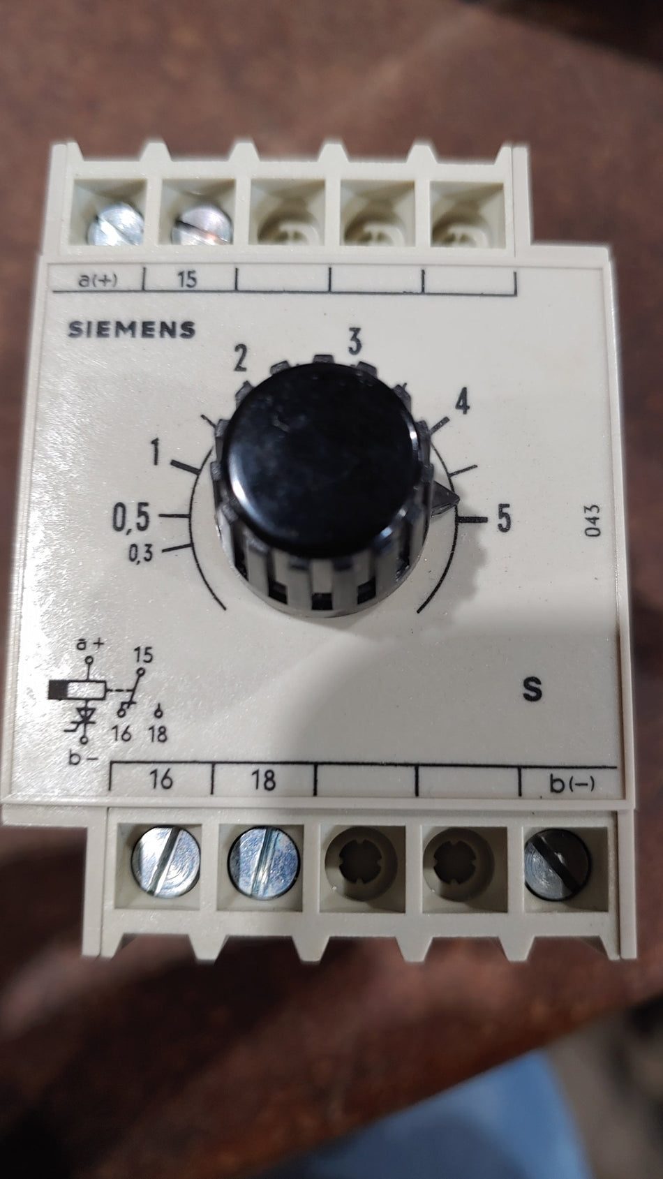 SIEMENS TIMER 0.3-5SEC 7PV3431-1EA