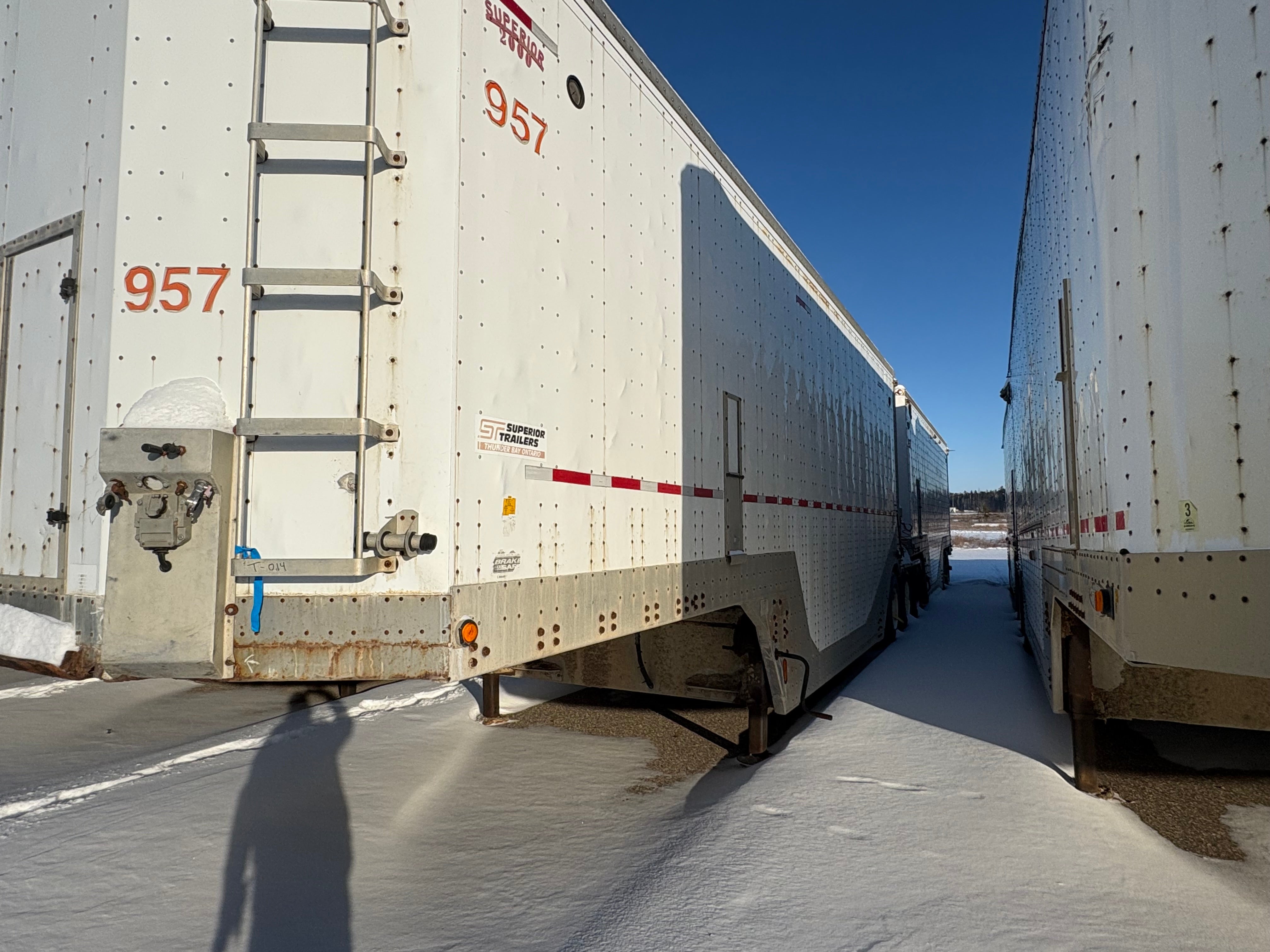 Superior Custom Trailers Bottom Dump Aluminum Chip Trailer T-014