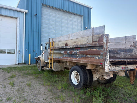 Navistar International 4700 4x2 Dump Truck
