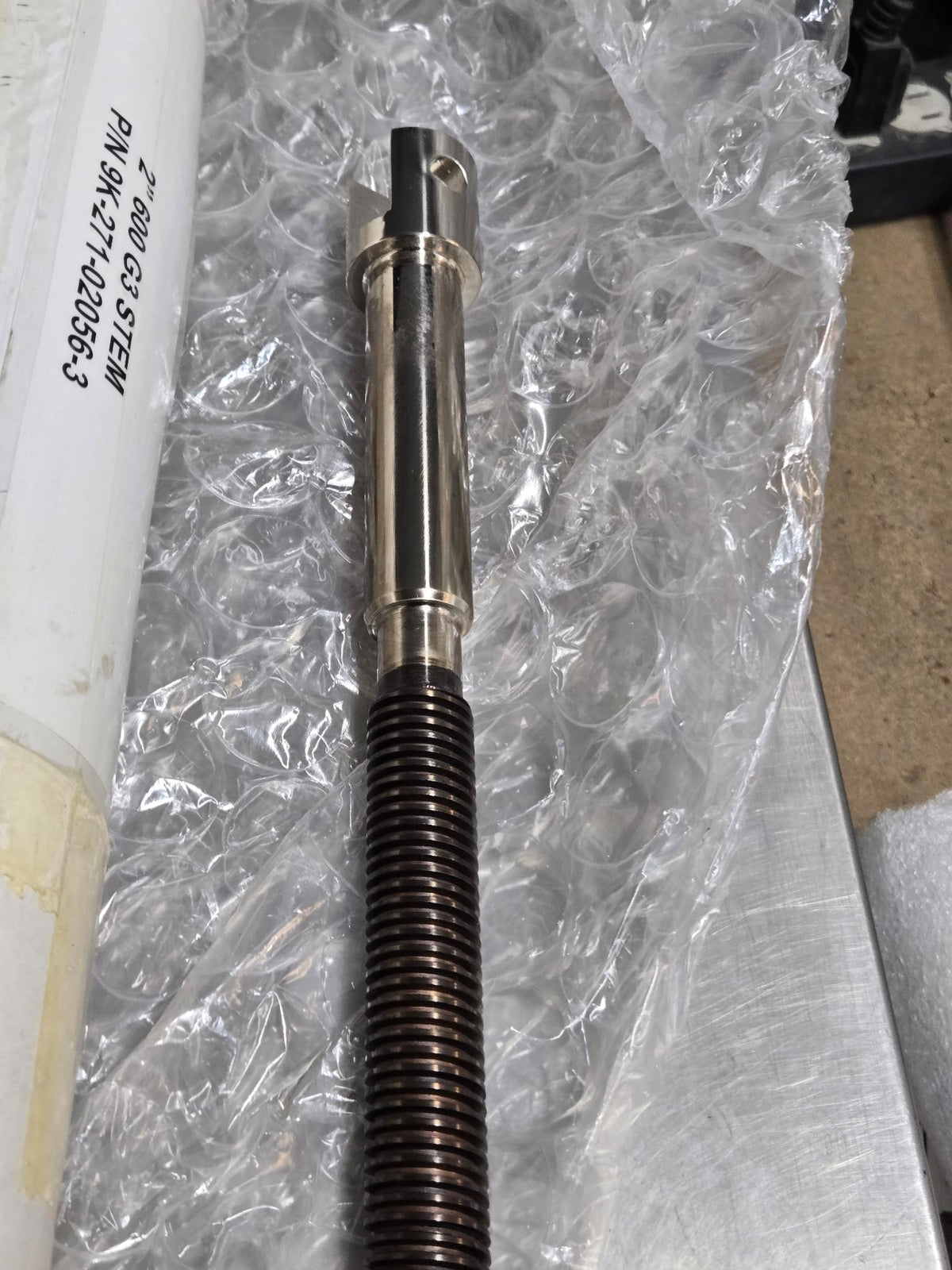 Grove 2" G3 Valve Stem Part - 9K271020563 - 600 Lb