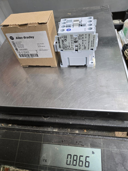 Allen-Bradley 100-C12D400 4-Pole Contactor, 690 V AC-1, 32 A - 110 V 50 Hz / 120 V 60 Hz - 8 kV - Main poles: 4 N.O. - Standard: IEC/EN 60947-4-1