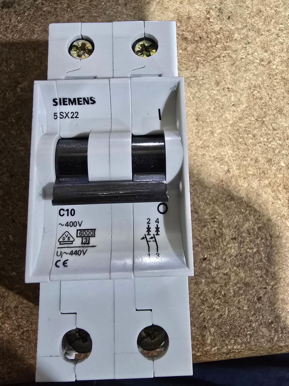 SIEMENS 5SX22 C10 2 POLE 400V CIRCUIT BREAKER