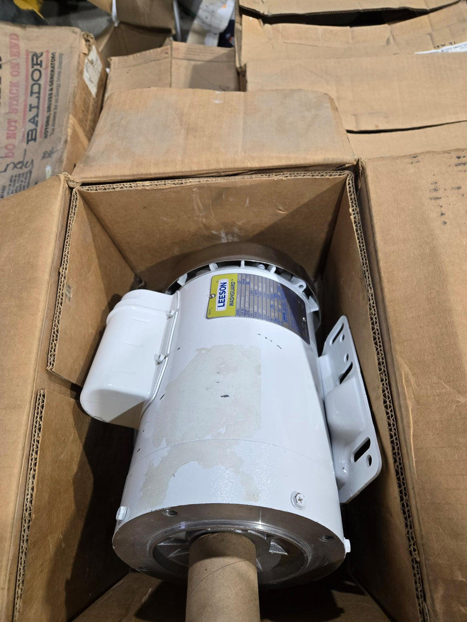 Leeson 2 HP - 115/208-230V- 1PH - 3450 RPM - FR 56HC- TEFC - C6C34WK21A