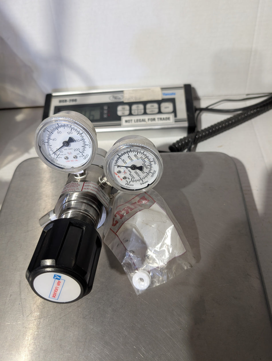 Air Liquide CONCOA 4323301-24-330 SPECIALTY GAS REGULATOR - MODEL 432 (Copy)
