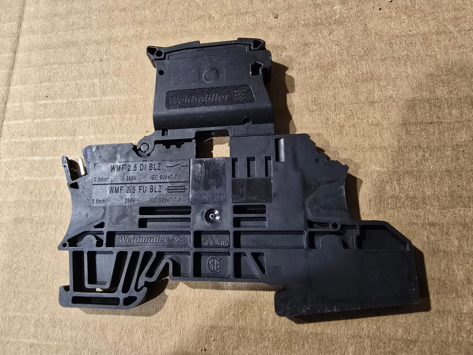 Weidmuller WMF 2.5 DI BLZ TERMINAL BLOCK SCREW CLAMP FUSED 250MA 10-36V BLACK