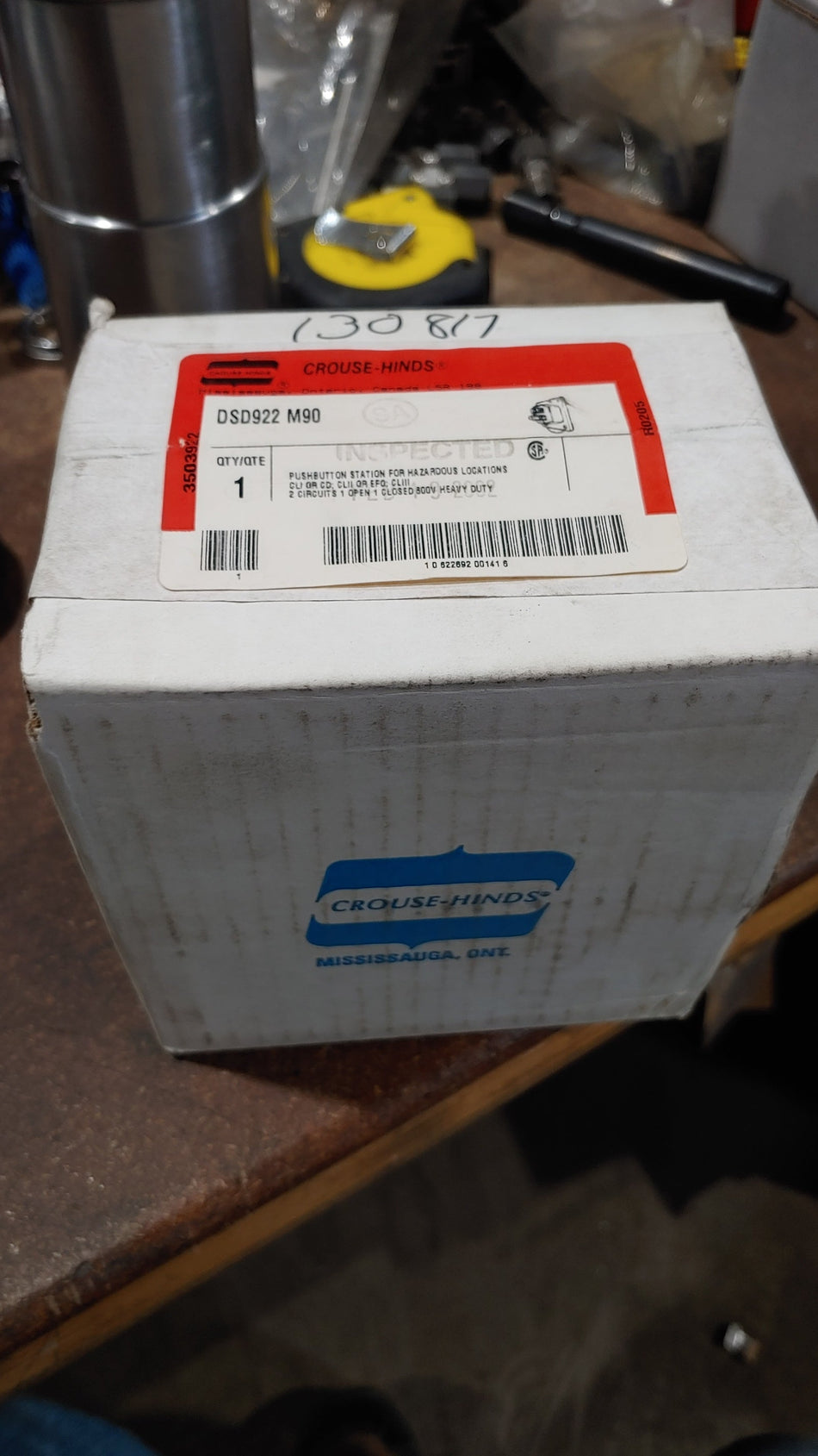 CROUSE HINDS DSD922 M90 PUSHBUTTON STATION FOR HAZARDOUS LOCATIONS 2 CIRCUITS 1NO/1NC 600V