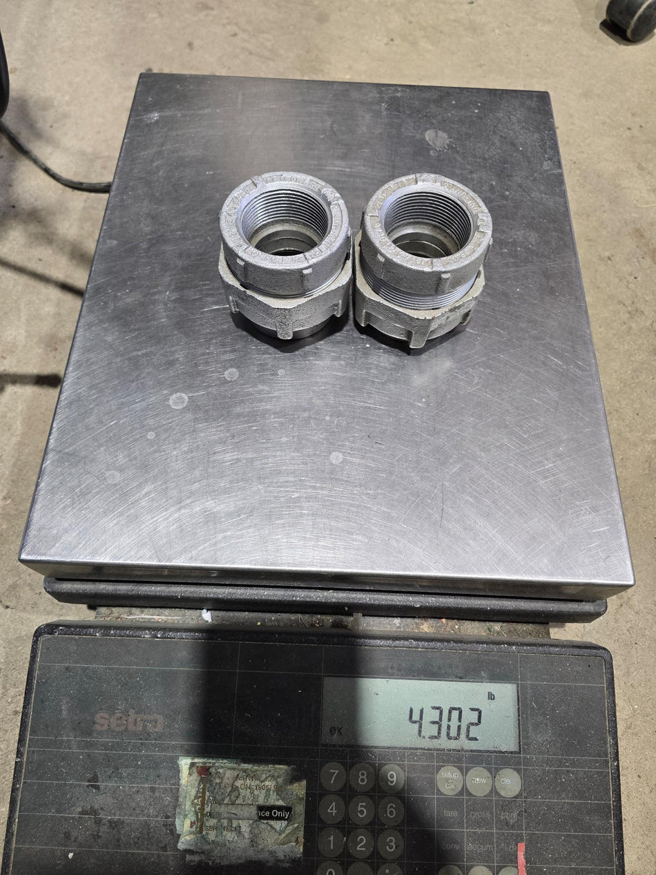 CROUSE HINDS 1-1/2" UNION UNF UNY 698G  OD- EFG  (LOT OF 2)