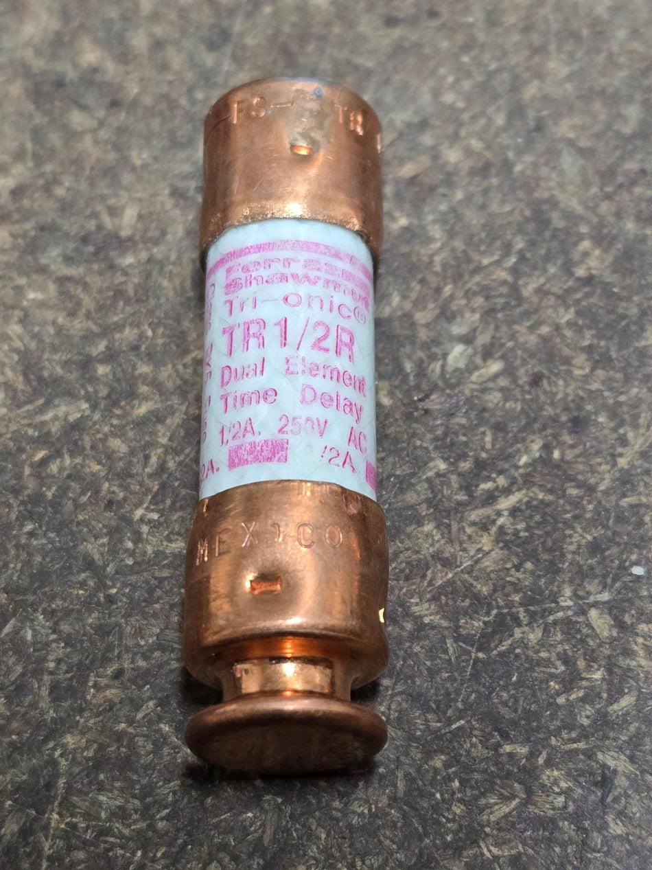 FERRAZ SHAWMUT TR1/2R, 1/2AMP  250V TYPE D DUAL ELEMENT TIME DELAY FUSE