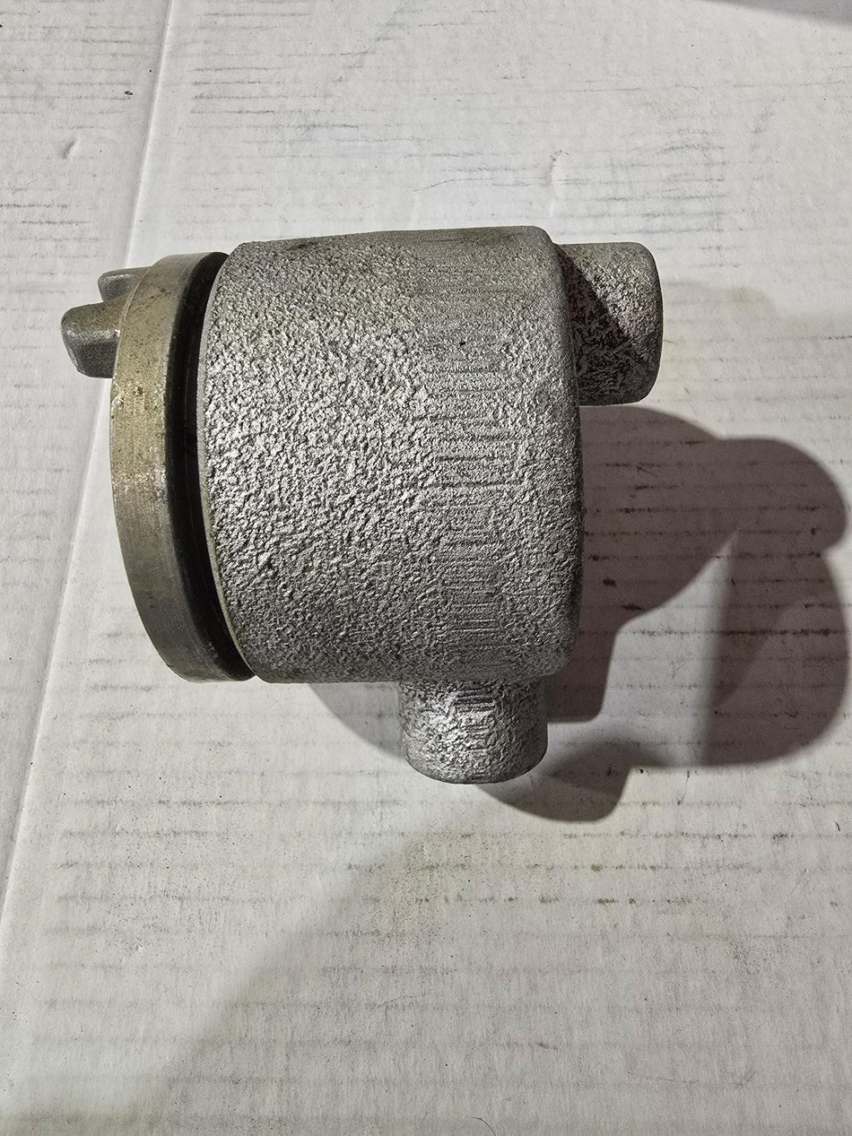 CROUSE HINDS GUAB-16 CONDUIT OUTLET BOX WITH COVER 1/2"