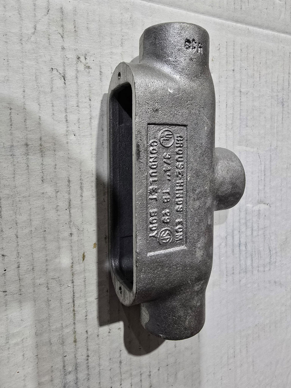 Crouse-Hinds series Condulet Aluminum conduit outlet body, TB 29 shape, 3/4"