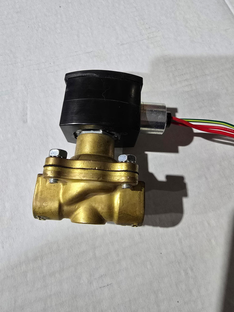 ASCO EF8210G034 SOLENOID VALVE 24VDC COIL (USED)