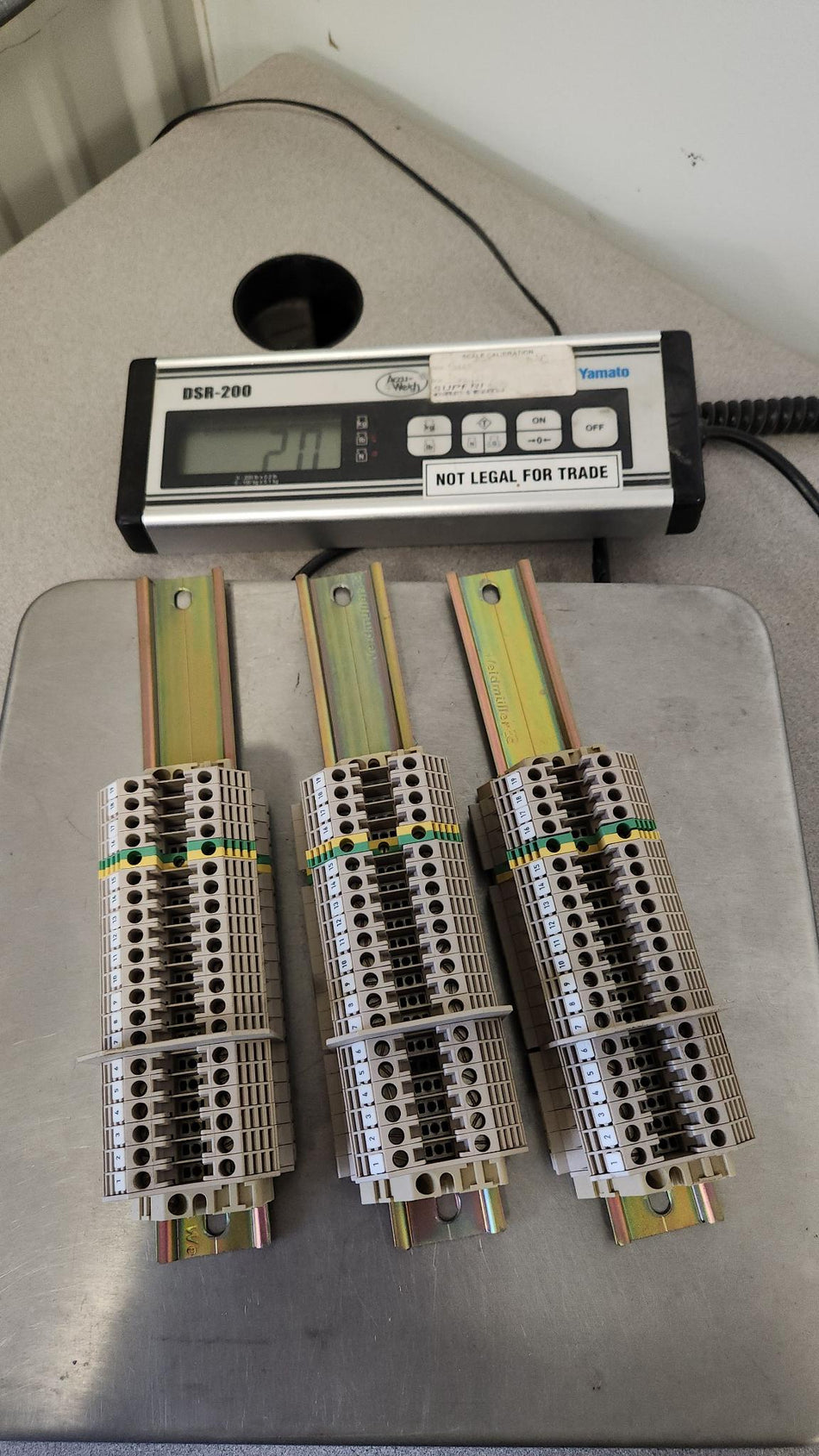 3 PACK - Terminal Block Assembly with Ground and End Stops - WDU4, WPE4, EW35