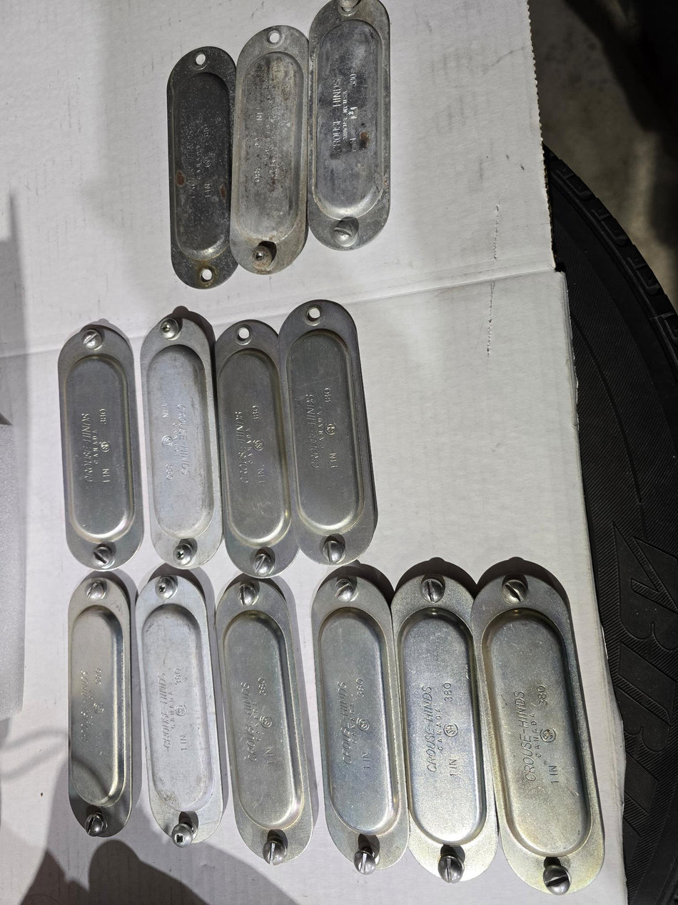 Crouse Hinds Conduit Outlet Body covers 1" 380 (lot of 13 assorted some used)