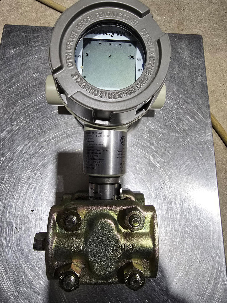 (USED) Honeywell ST3000 Smart Pressure Transmitter S900 R300 STD924-A1A-00000-2J-MB.SM.ZS-B67P