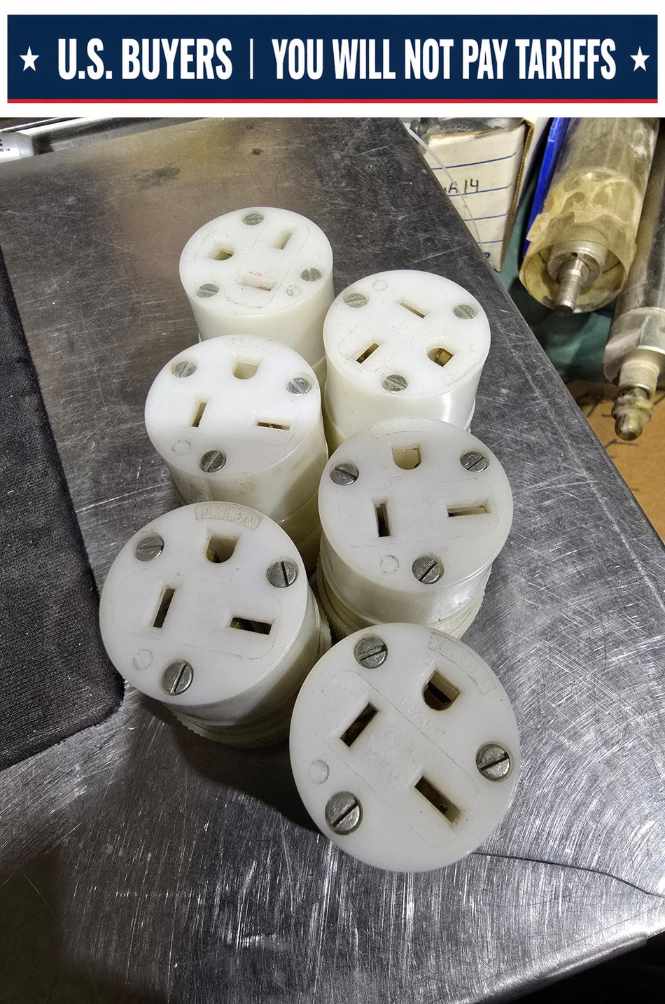 Bryant 20 amp 125V Female Connector Body Plug "Lot of 6"