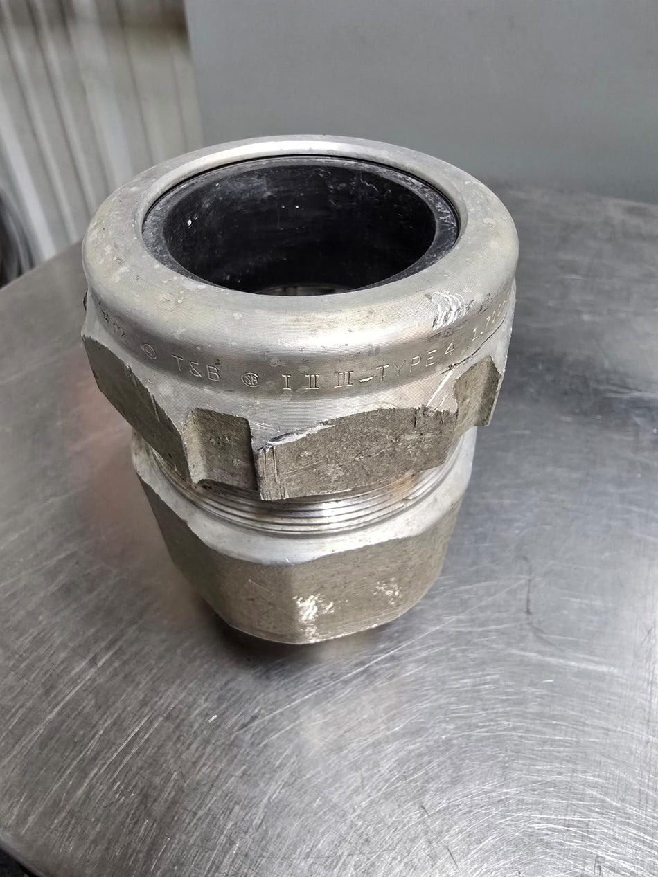 T&B ST150-472 Teck Cable Connector 1-1/2"