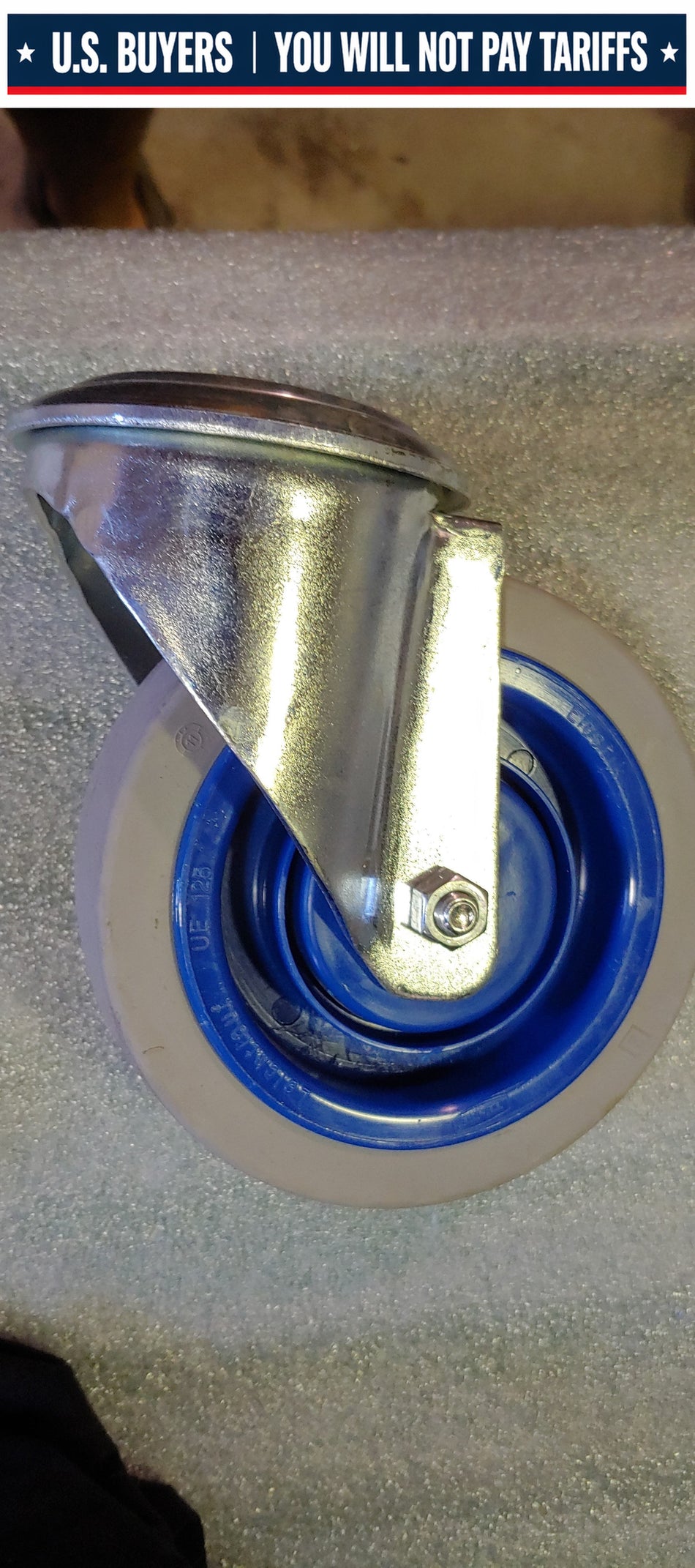 LOT of 4 - New Heavy Duty 125 mm Swivel Caster made by Expresso, P/N 8800631BL