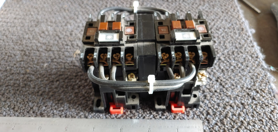 Telemecanique LC1-D093.A60 Reversing Contactor Asbly 25A 660V Coil 110-120V