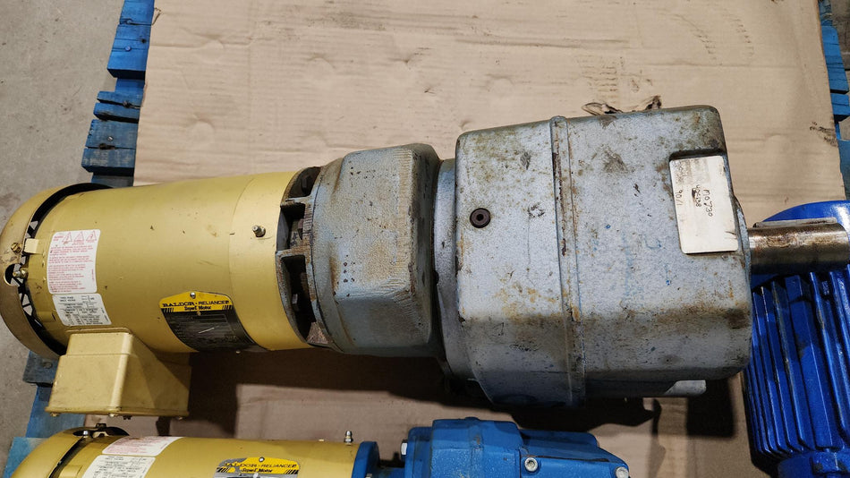 David Brown Gearbox and motor assembly - M0730 - Ratio 90:1 - 1.5 HP - 575V