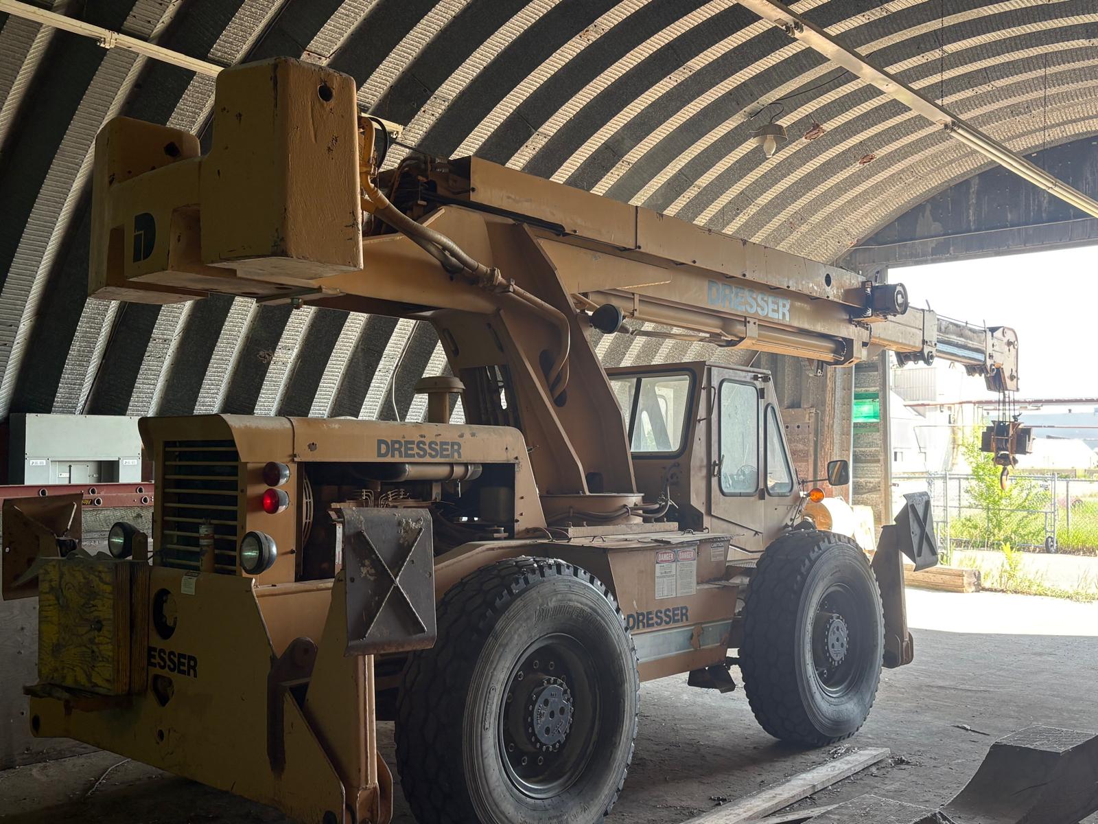 Dresser - Model 150FA Mobile Crane unit
