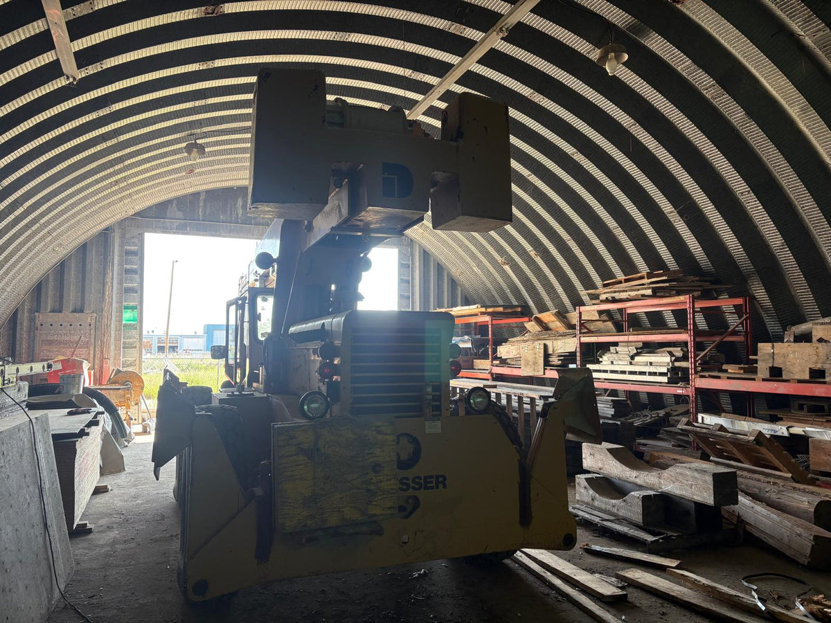 Dresser - Model 150FA Mobile Crane unit