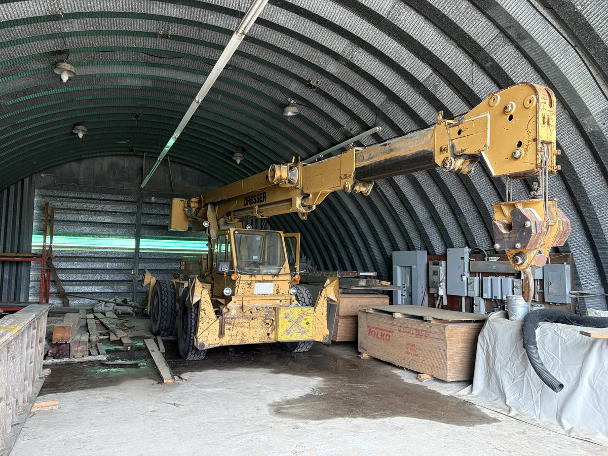Dresser - Model 150FA Mobile Crane unit