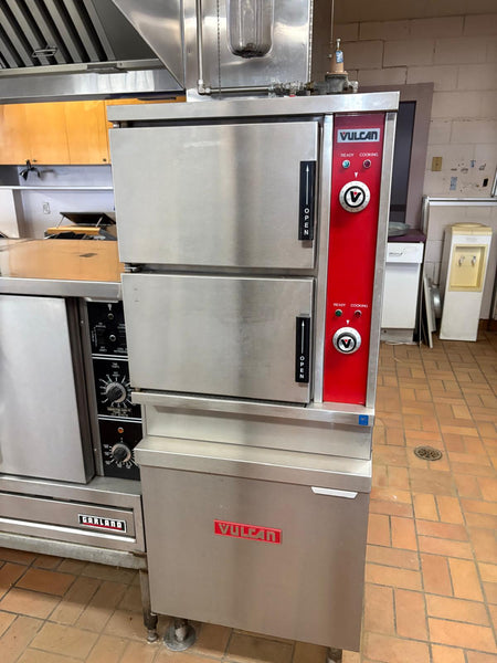 Complete Cafateria lineup of heavy-duty, classic commercial kitchen assets.