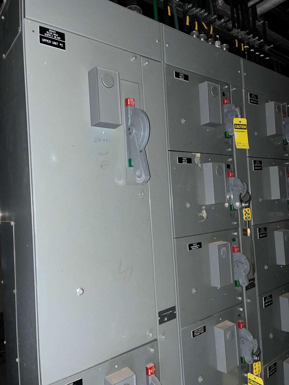 Allen-Bradley Bulletin 2100 MCC HZ1 - 600 V, 1200 A Bus