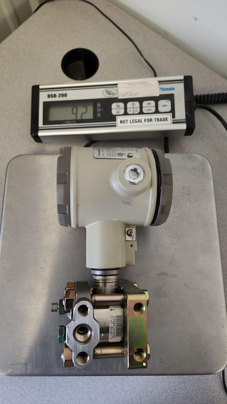 Honeywell Pressure Transmitter Series 3000 - STG974-E1A-00000-2J.FB-SV+XXXX