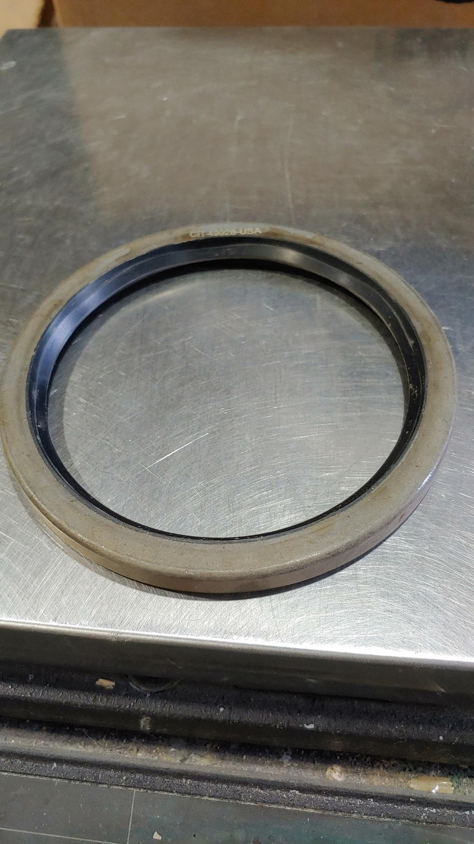 (Lot of 5) CR Seals  49928 Single Lip Oil Seal - Solid, 5.000 in Shaft Dia., 6.001 in OD, 0.500 in Overall Width