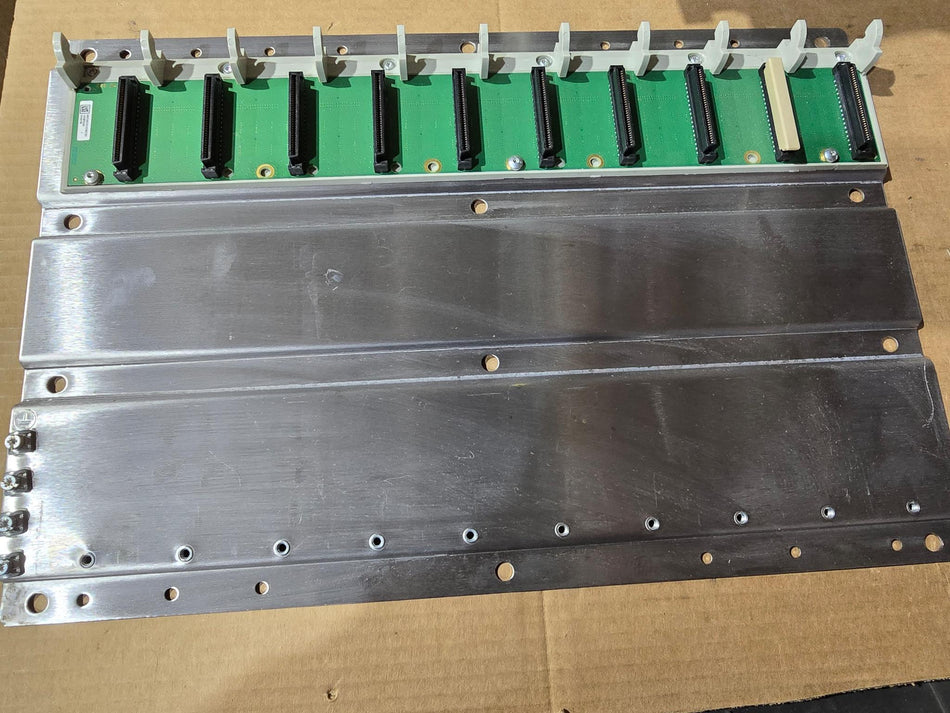 Schneider Electric 140XBP01000 Quantum Backplane 10 Slot (USED)