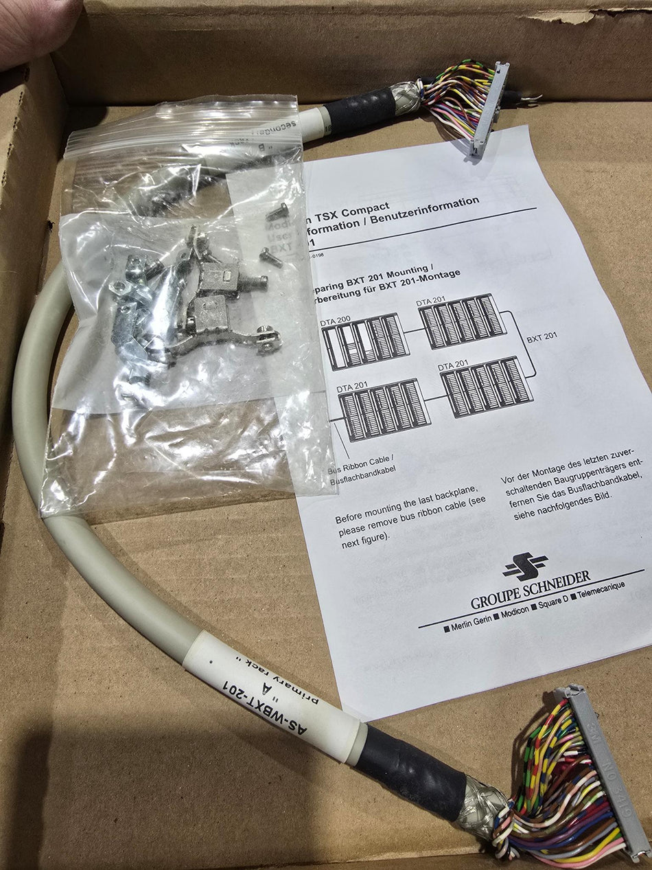 Schneider Electric AS-WBXT-201 AM GRAPHICS CABLE