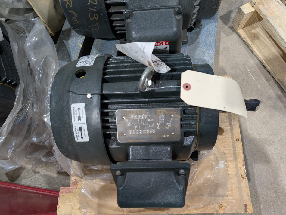 Toshiba 5 HP, 575v, 3500 RPM, FR 184T, 0052XDSC41A-P