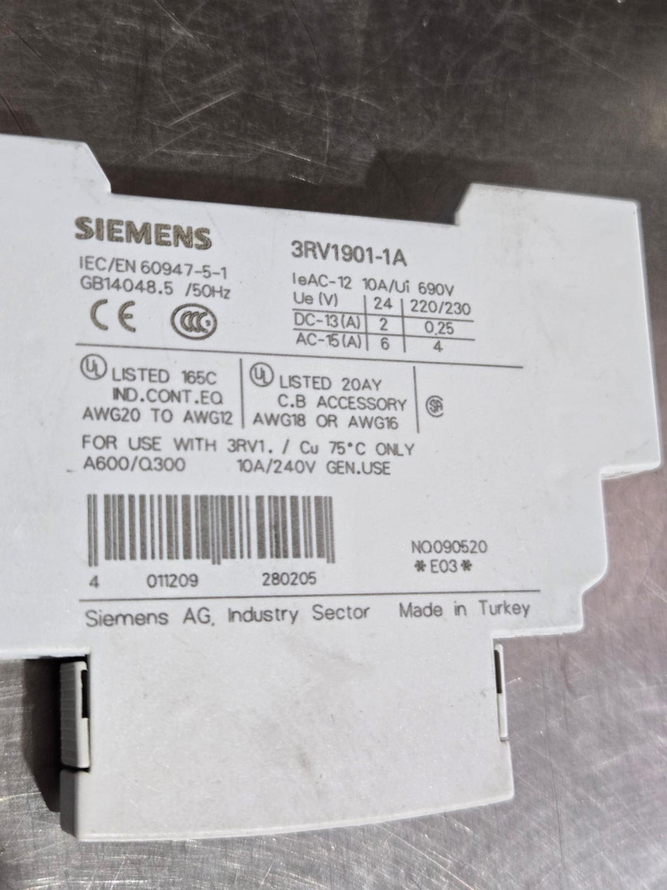 Siemens 3RV1901-1A Auxiliary Motor Contactor - 15A