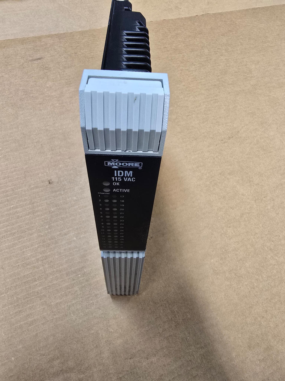 MOORE 39IDM115ACCBN APACS, ROM VERSION 3.00, REV: 1, IDM INPUT DISCRETE MODULE, 24V-DC, I/O SIGNAL: 115VAC (Used)