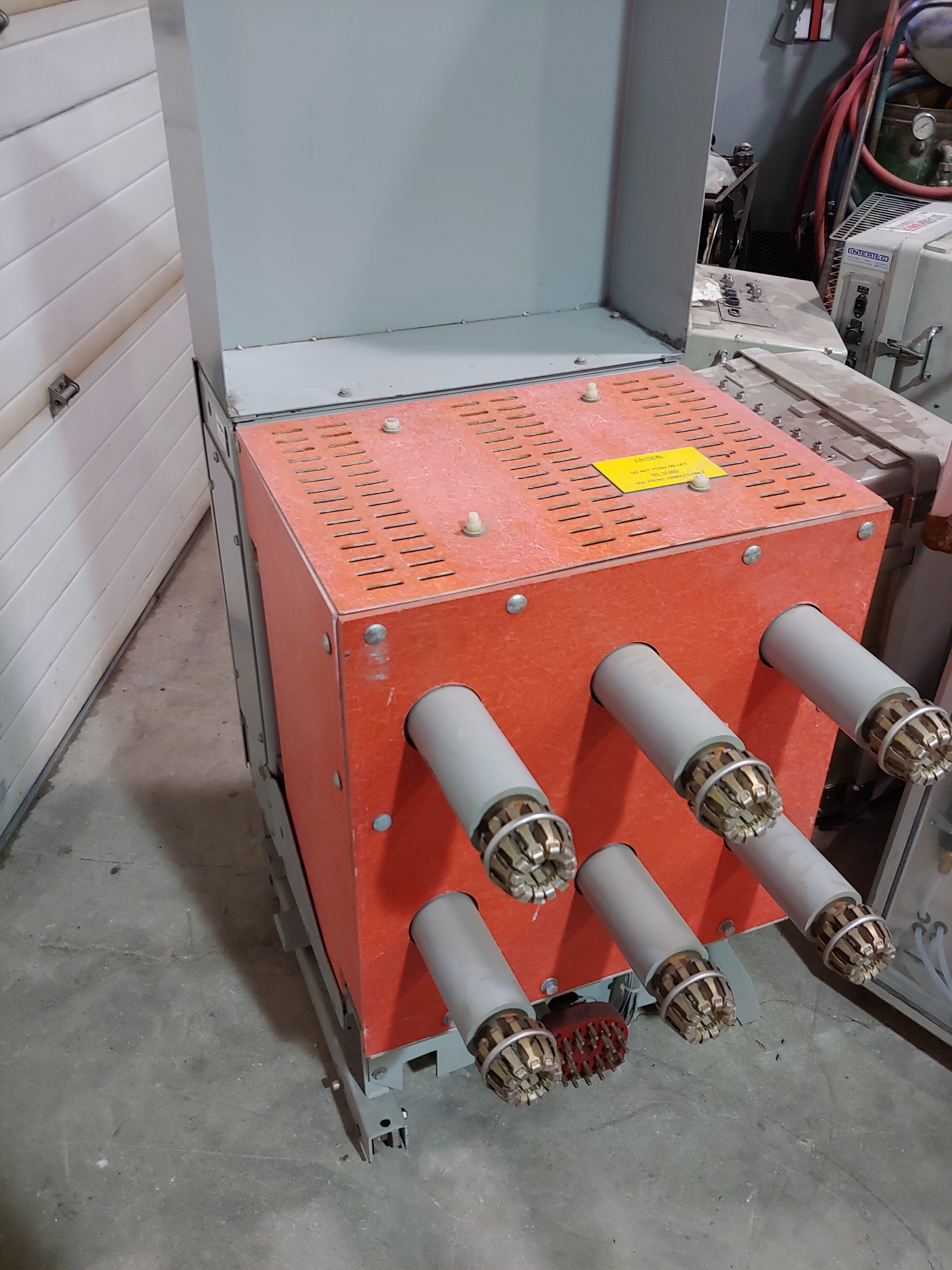 Square D Medium Voltage VR Type Breaker, 5 KV, 1200 AMP Rated ETI Sales