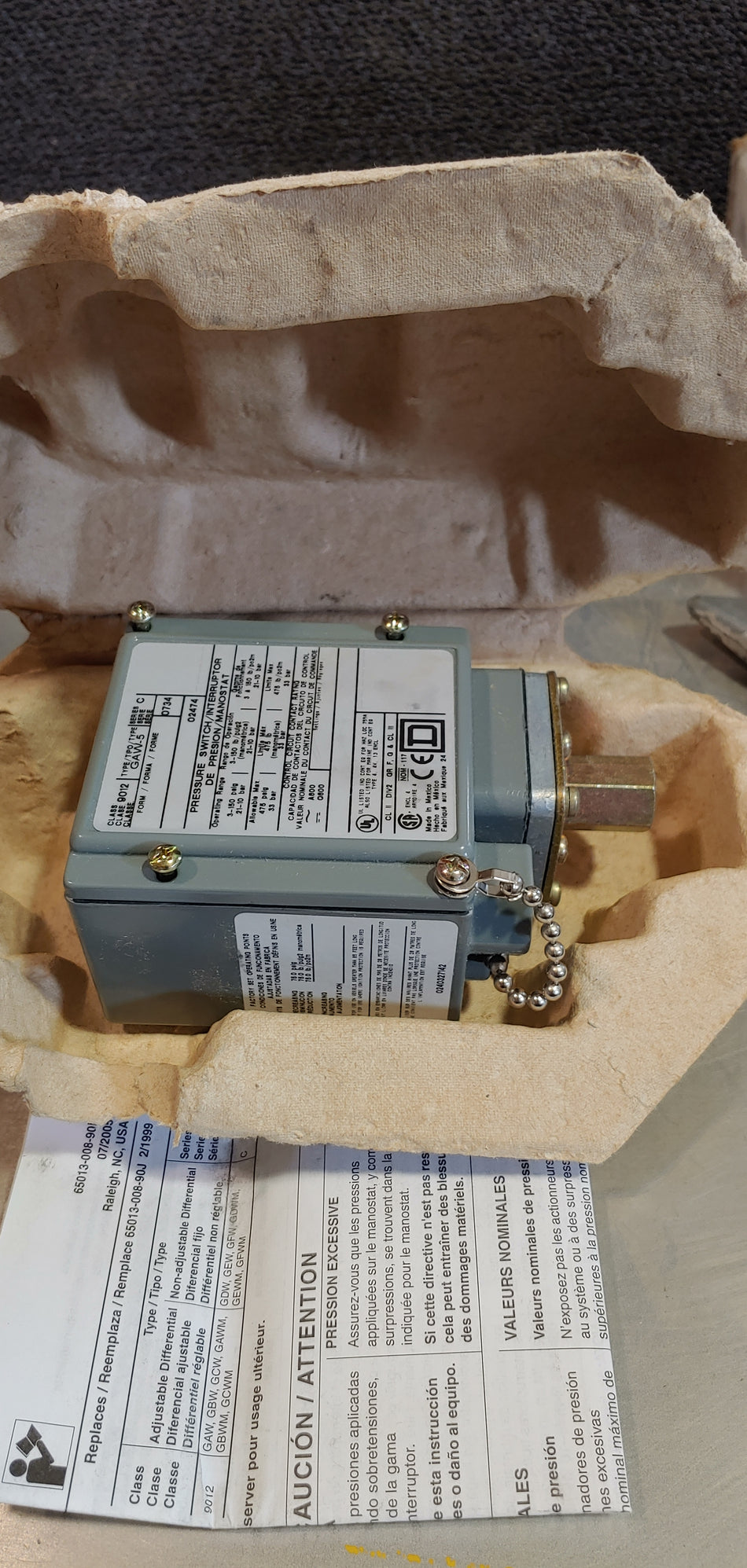 Square D pressure switch Class:9012 Type: GAW-5 series:C