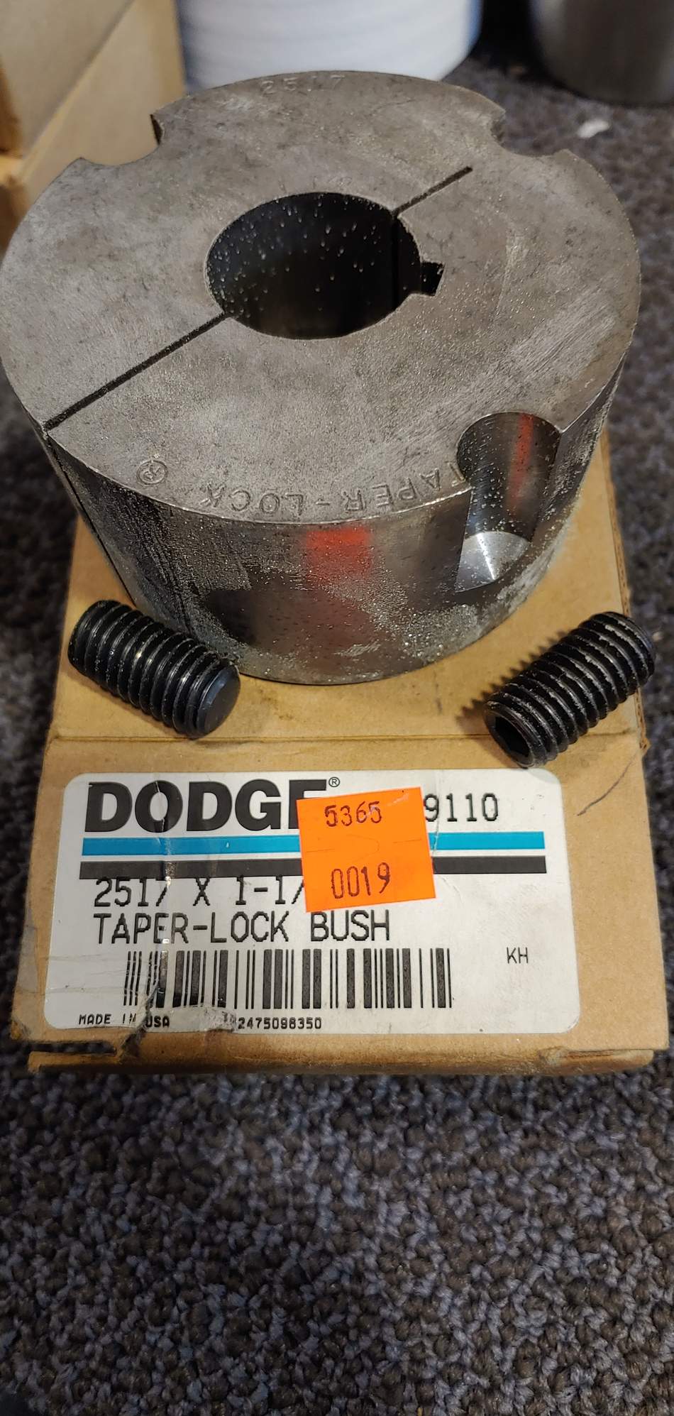 Dodge 119110 Taper-Lock Bushing - 2517 Series, 1.1250 in Bore, Finished with Keyway, 1/4 x 1/8 in Keyway, Sintered Steel